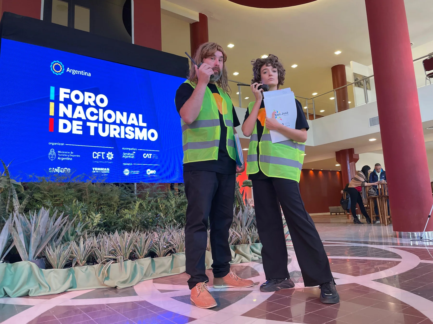 Intervención en evento corporativo — ARRANQUE × Universo Silvia